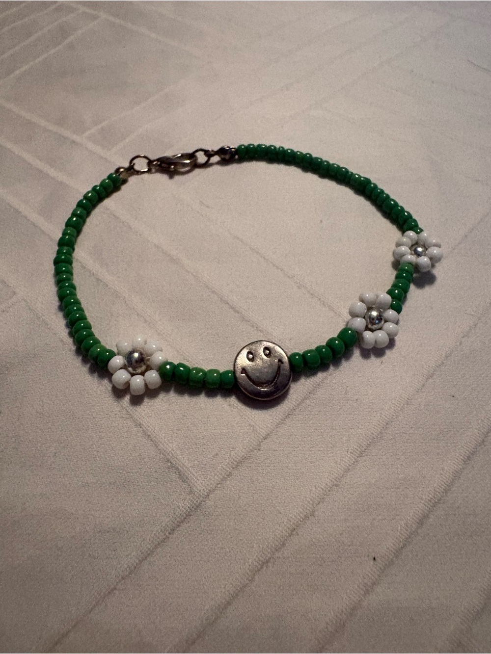 Green Beaded Daisy Bracelet with Smiley Charm